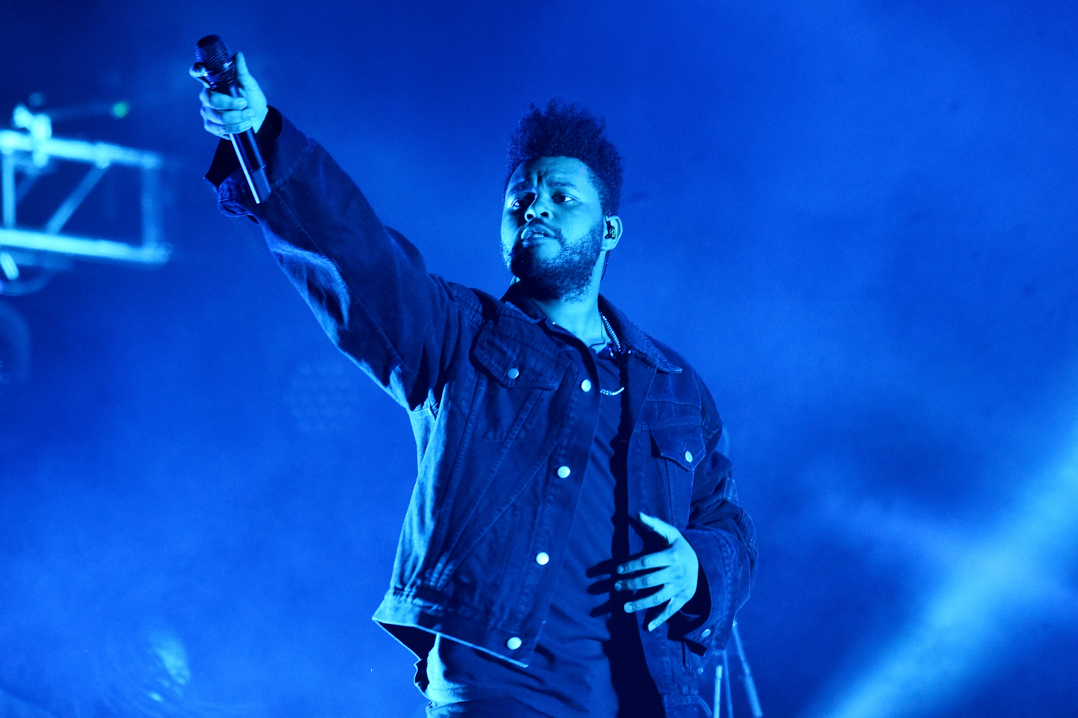 Dernière Chanson De The Weeknd The Weeknd : Découvrez sa nouvelle chanson « Blinding Lights »